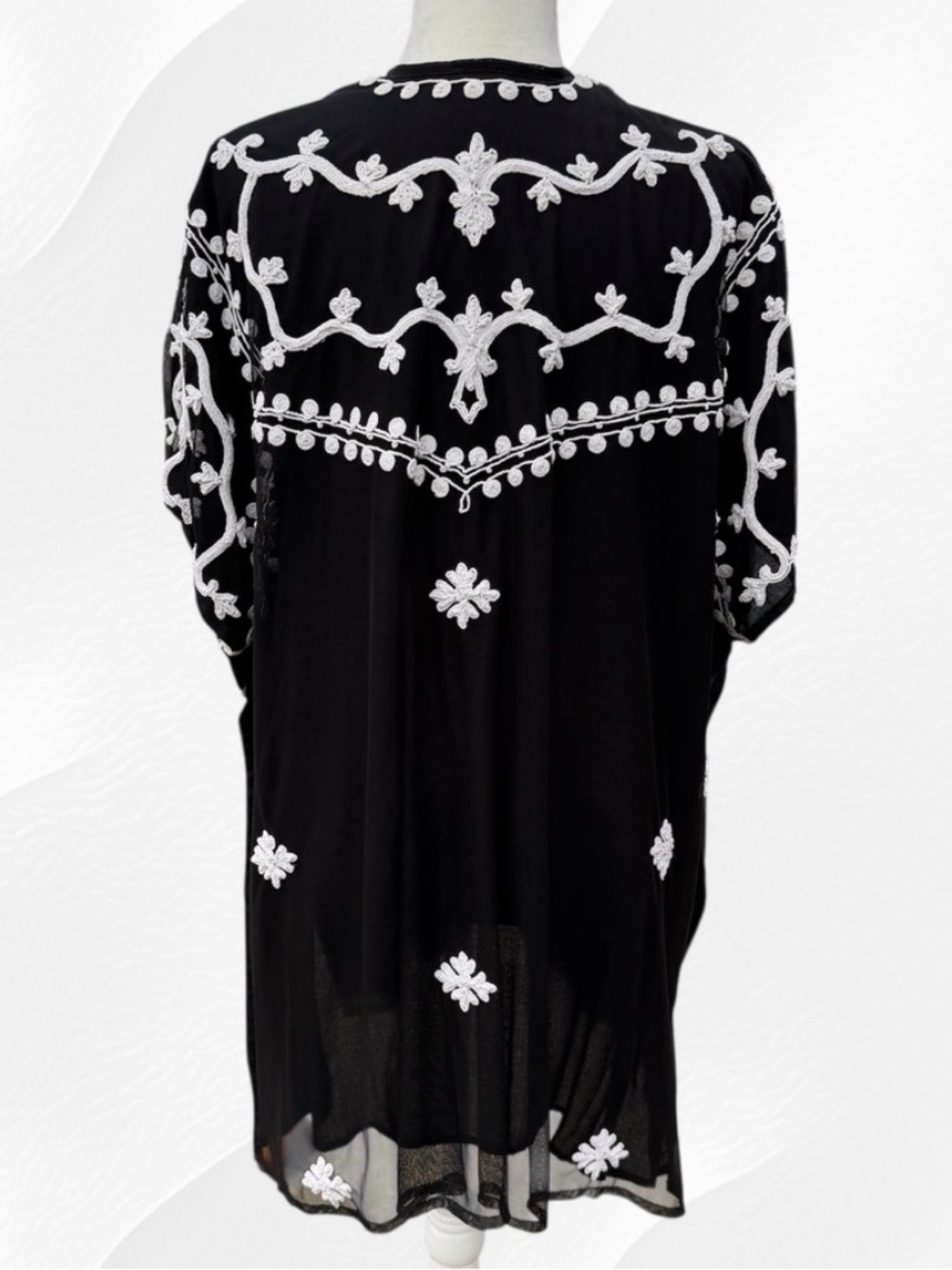 Chico’s Black and White Embroidered Mesh Overlay Open-Front Kimono, Women’s S/M - Picture 3 of 10